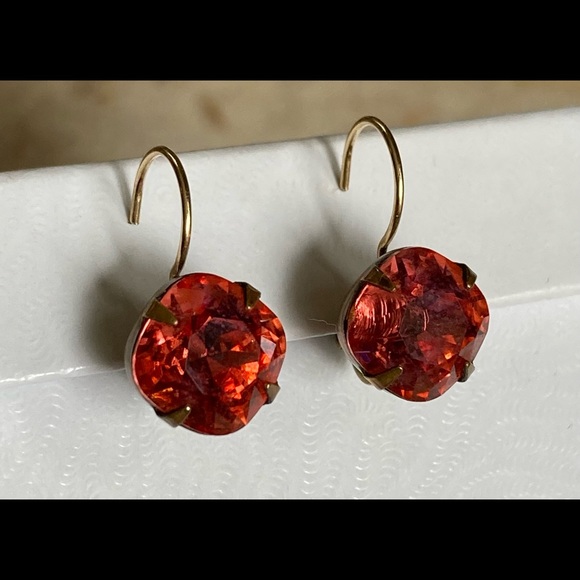LIZ PAIACIOS Pink Crystal Pierced Earrings - Picture 4 of 14